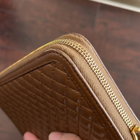 Prada Quilted Leather Zip Wallet - Picture 4 of 15